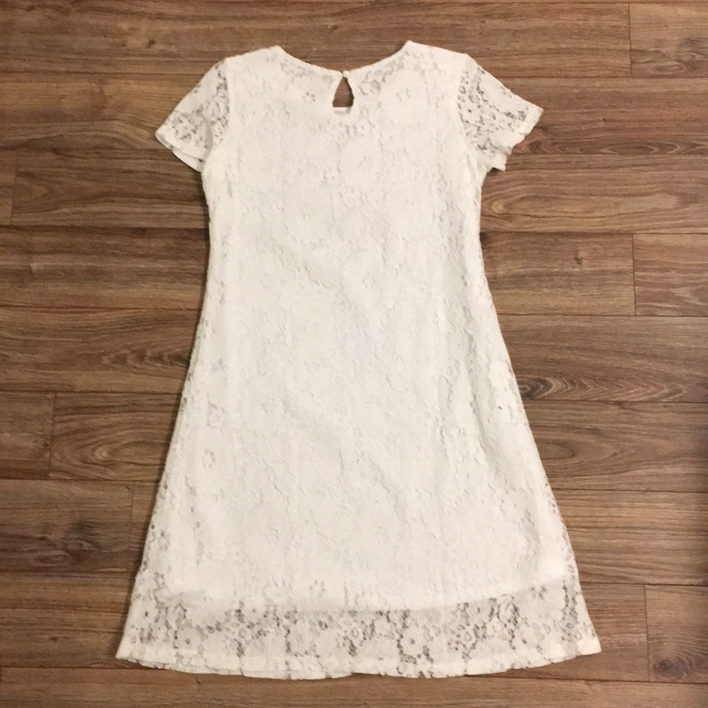 White lace dress